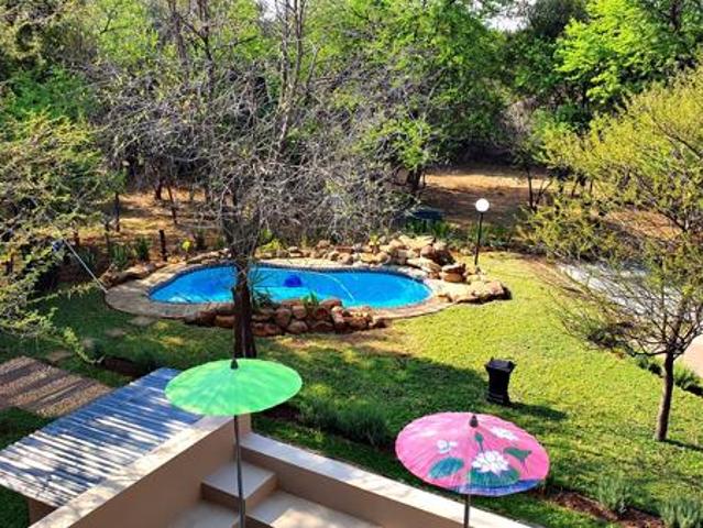 5 Bedroom House in Kshane Lake Lodge