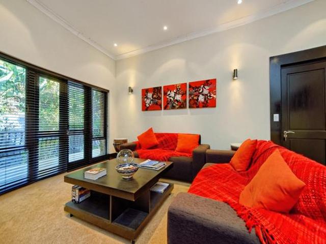 5 Bedroom House in Houghton Estate