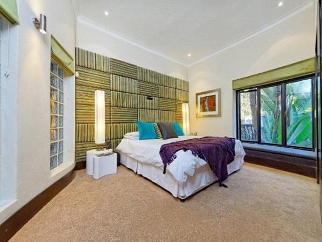 5 Bedroom House in Houghton Estate