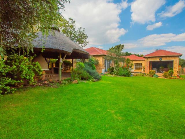 5 Bedroom House in Honeydew Ridge