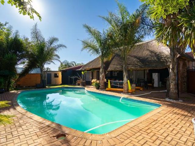 5 Bedroom House in Horizon View
