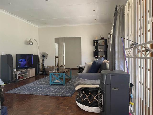 5 Bedroom House in Hazelwood