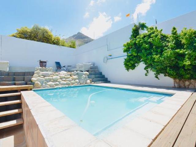 5 Bedroom House in Harbour Heights