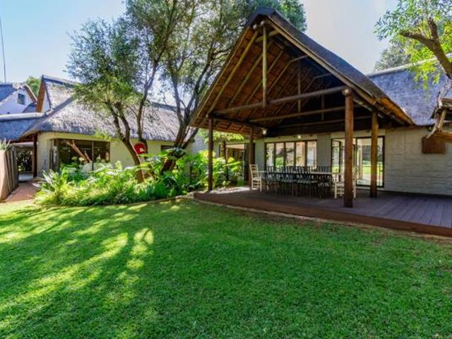 5 Bedroom House in Hartbeespoort Dam