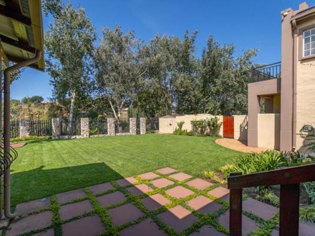 5 Bedroom House in Heidelberg Central