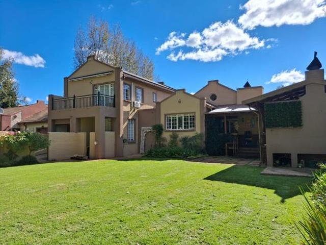 5 Bedroom House in Heidelberg Central