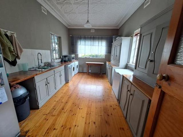 5 Bedroom House in Heidelberg Central
