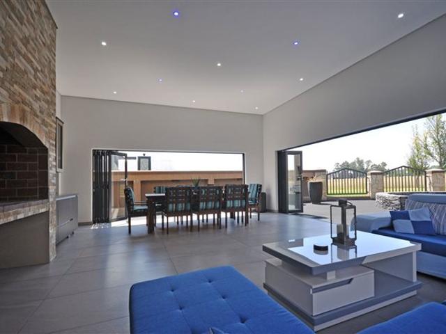 5 Bedroom House in Heron Banks Golf And River Estate