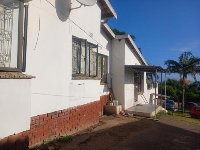 5 Bedroom House in High Ridge