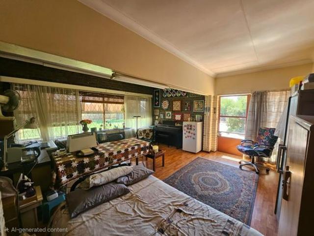 5 Bedroom House in Highbury