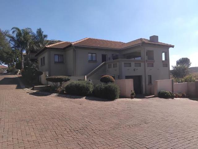 5 Bedroom House in Highveld Park