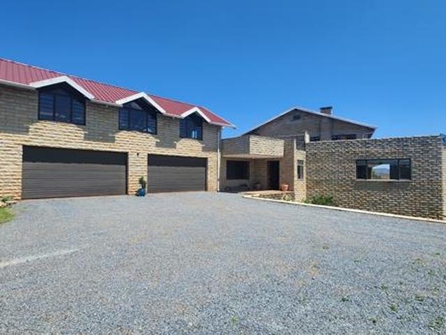 5 Bedroom House in Hilton