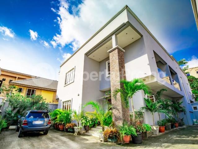 5 Bedroom House in Ikeja Lagos | House for sale in ikeja | House in ikeja | 5 Bedroom | PropertyPro Nigeria
