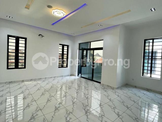 5 Bedroom House in Ikota Lekki Lagos | House for sale in lekki | House in lekki | 5 Bedroom | PropertyPro Nigeria
