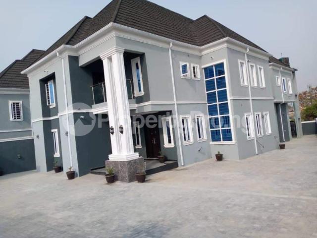 Buy 5 Bedroom Fully Detached Duplex in Oluyole Estate, Ibadan Oyo 9KZTJ | PropertyPro Nigeria