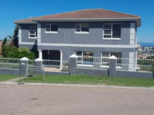 5 Bedroom House in Lovemore Heights