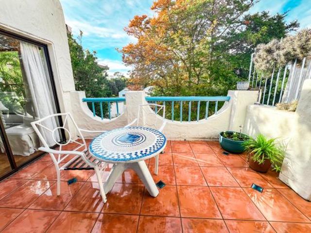 5 Bedroom House in Lower Robberg