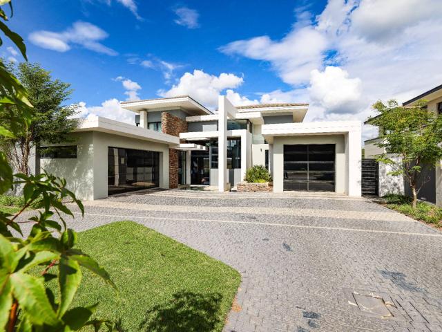 4 Bedroom House in Lombardy Estate