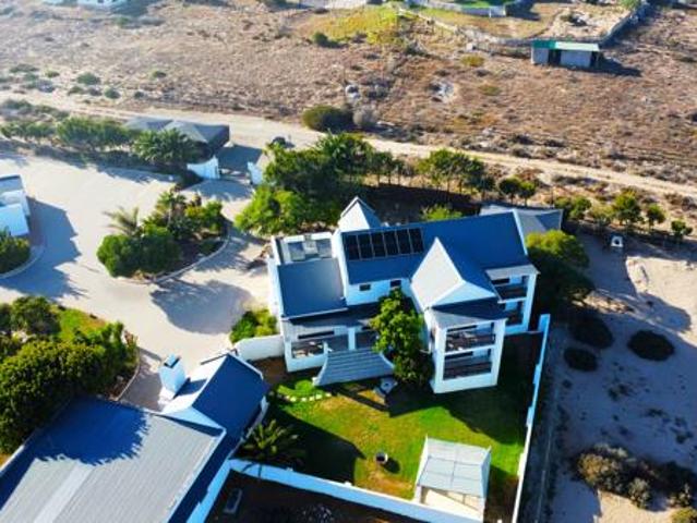 5 Bedroom House in Longacres Country Estate