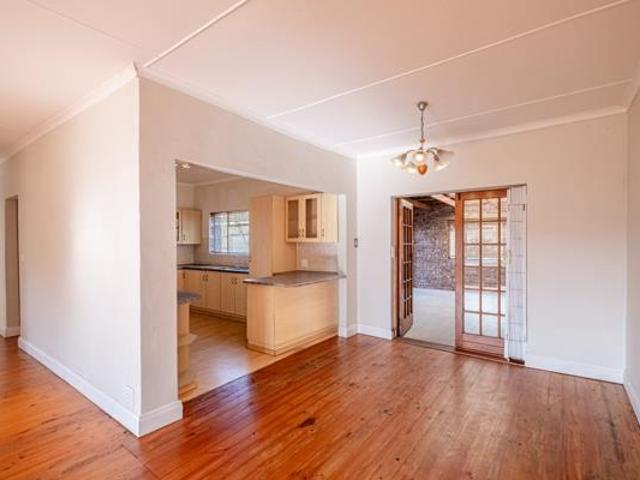 5 Bedroom House in Lorraine