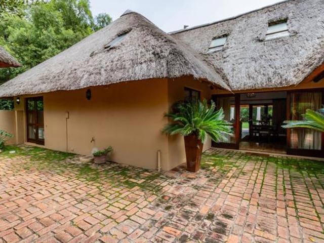 5 Bedroom House in Lakeland Estate