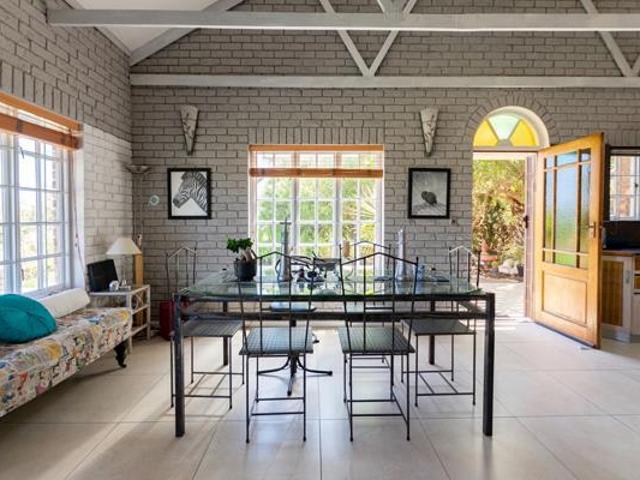 5 Bedroom House in Langebaan Central
