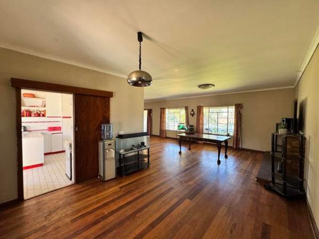 5 Bedroom House in Levyvale