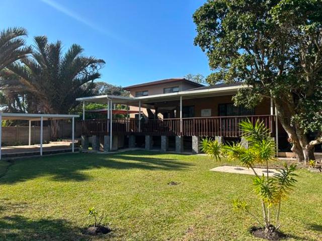 5 Bedroom House in Leisure Bay