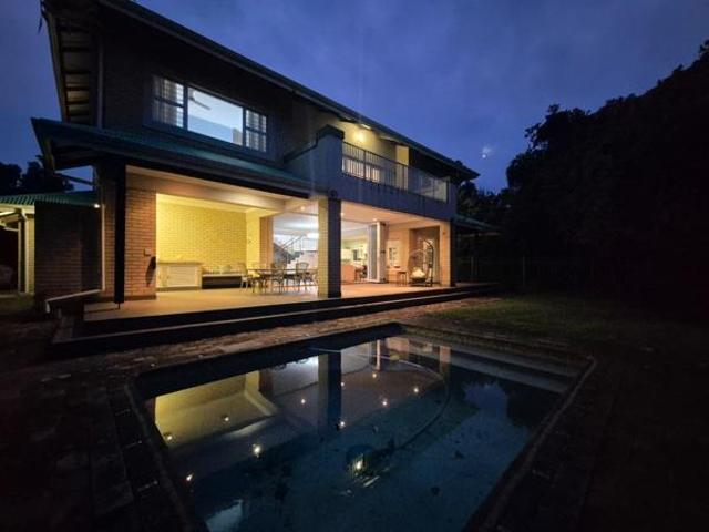5 Bedroom House in Leisure Bay