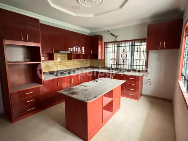 5 Bedroom House in Lekki Phase 1 Lekki Lagos | House for rent in lekki | House in lekki | 5 Bedroom | PropertyPro Nigeria