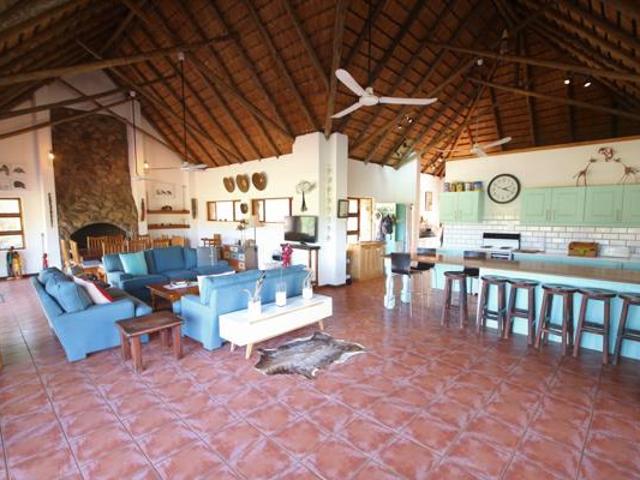 5 Bedroom House in Lissataba Private Nature Reserve