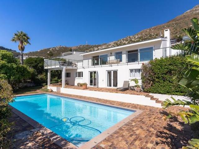 5 Bedroom House in Llandudno