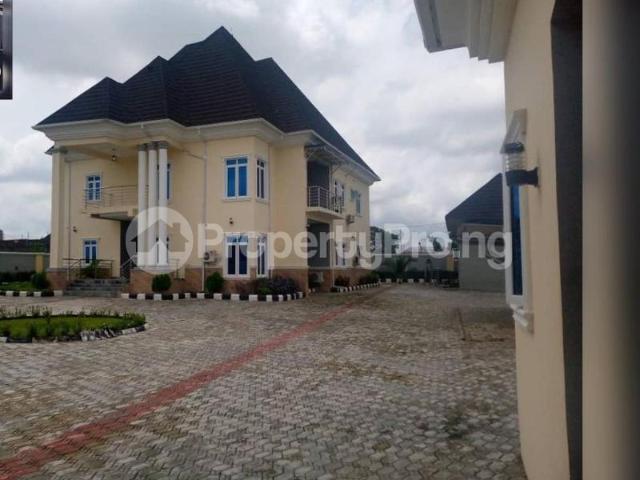 5 Bedroom House in Lugbe Abuja | House for sale in lugbe | House in lugbe | 5 Bedroom | PropertyPro Nigeria