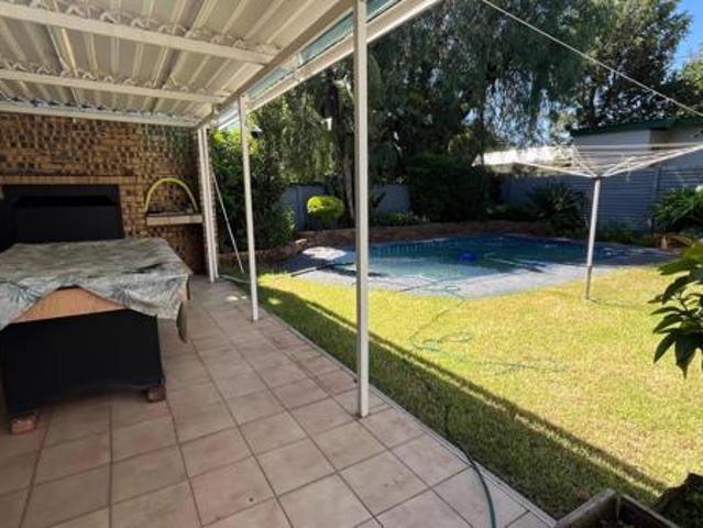 5 Bedroom House in Modelpark