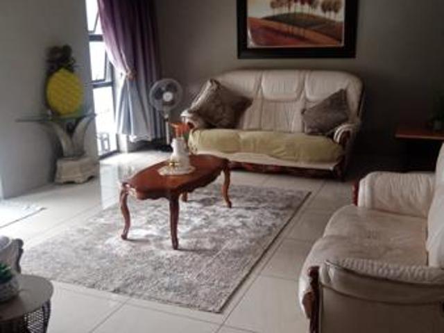 5 Bedroom House in Modelpark