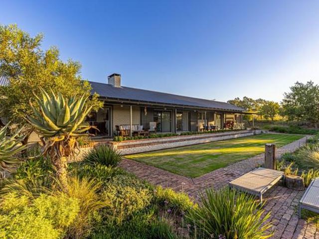 5 Bedroom House in Monaghan Farm