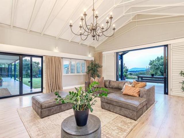 5 Bedroom House in Monaghan Farm