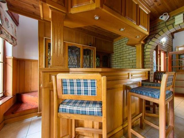 5 Bedroom House in Montrose