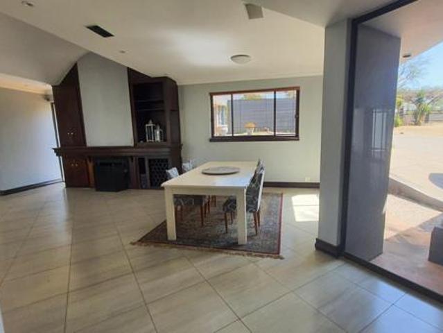 5 Bedroom House in Mooikloof Equestrian Estate