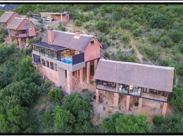 5 Bedroom House in Mabalingwe