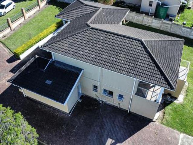 5 Bedroom House in Margate