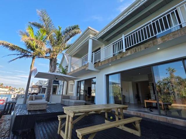 5 Bedroom House in Marina Martinique