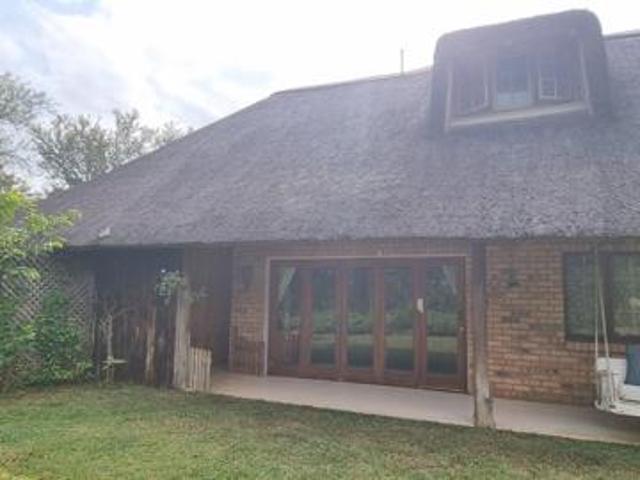 5 Bedroom House in Marloth Park