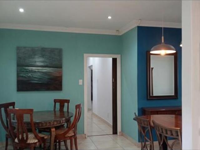 5 Bedroom House in Meer En See