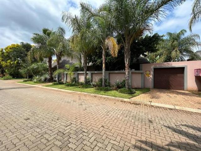 5 Bedroom House in Melodie