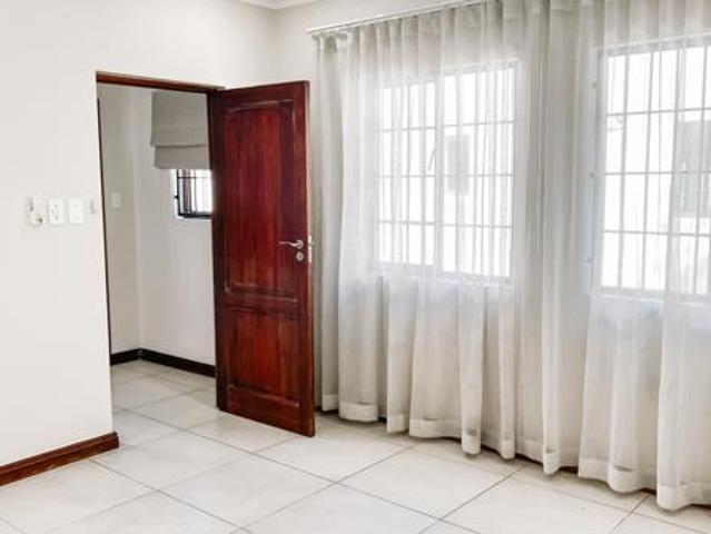 5 Bedroom House in Menlo Park