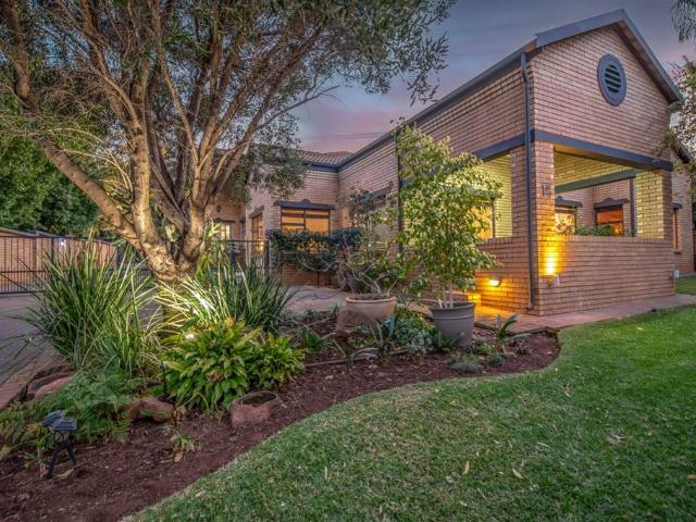 5 Bedroom House in Midstream Estate