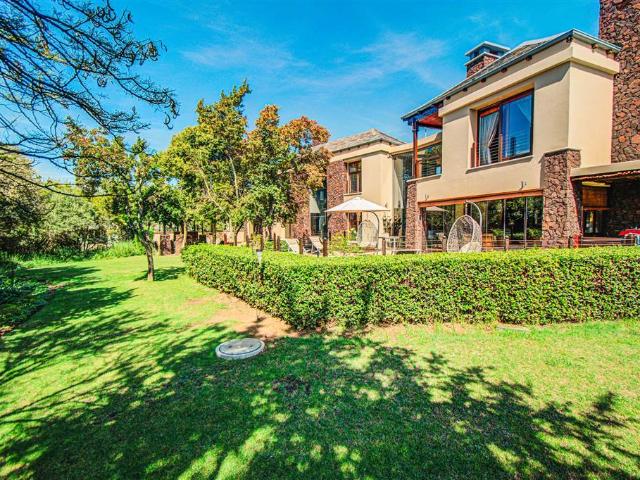 5 Bedroom House in Midstream Estate
