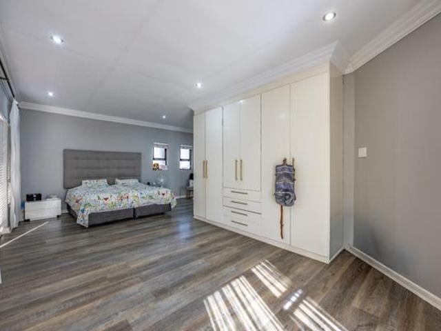 5 Bedroom House in Midstream Estate