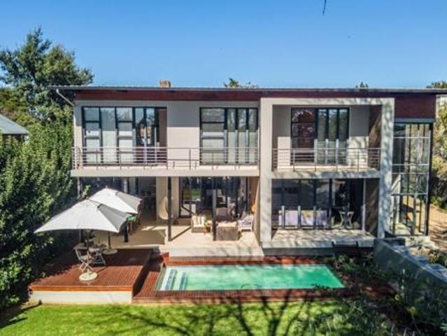 5 Bedroom House in Midstream Estate